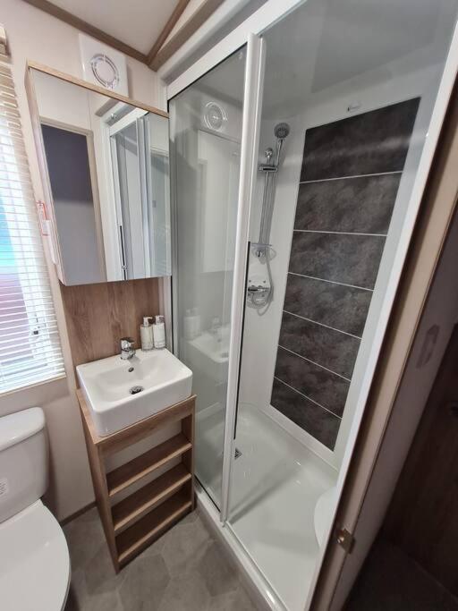 Robin Hood'S Retreat Apartment โรบินฮูดส์เบย์ ภายนอก รูปภาพ